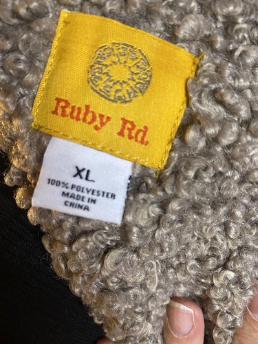 Ruby Rd. Vest Women's Medium XL Taupe Faux Fur Cardigan Suede Fall Cozy - Picture 7 of 8