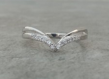 Anello Curvo Chevron Forma V, Elegante Anello Matrimonio e Anniversario per Lei