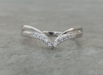 V Shape Chevron Curved Ring, Elegant Wedding & Anniversary Ring for her