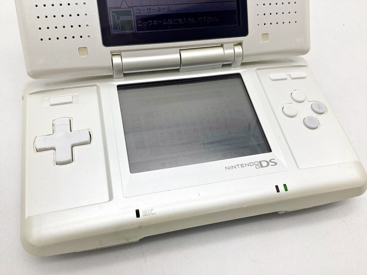 ✽DS本体(ほぼ新品同様)＋ソフト５枚✽ I bought a FAKE DS from TikTok Shop (it's weird) - YouTube