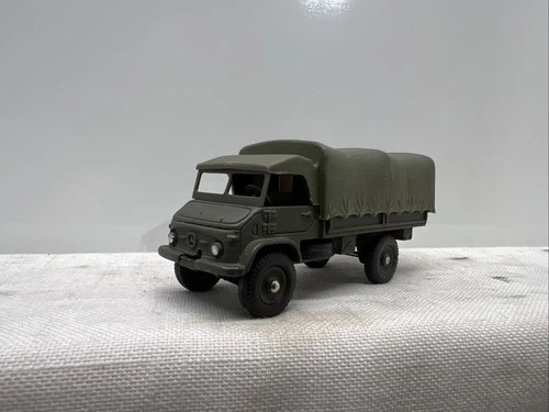 Vintage 1950s/1960s Dinky Toys Army Carrier Mercedes-Benz Unimog No. 821 Exc