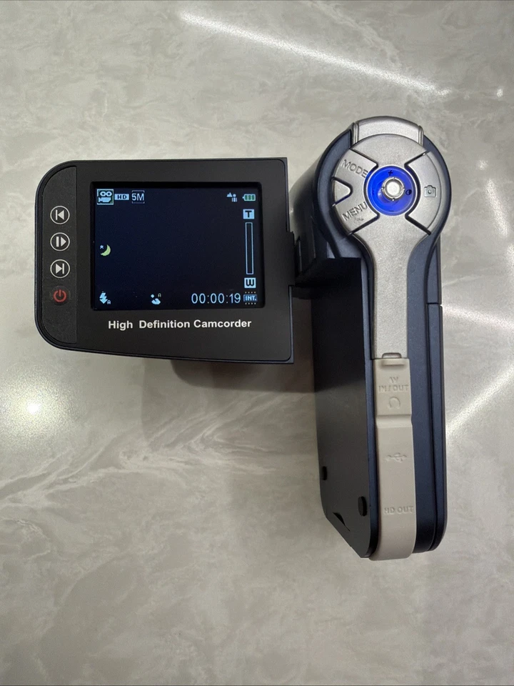 Aiptek Handheld HD Camcorder V5V 8 MP Blue Voice Recorder  - Image 2 of 4