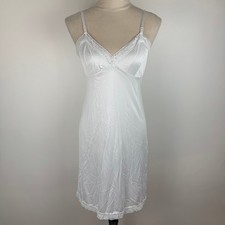 VTG 90's Vanity Fair White Lace Trim Full Slip Adjustable Straps Nylon Size 34