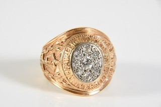 O08V03 Gold 585 14kt Ring with Nat. Diamonds up to approx 0.22ct condition approx 0.86ct