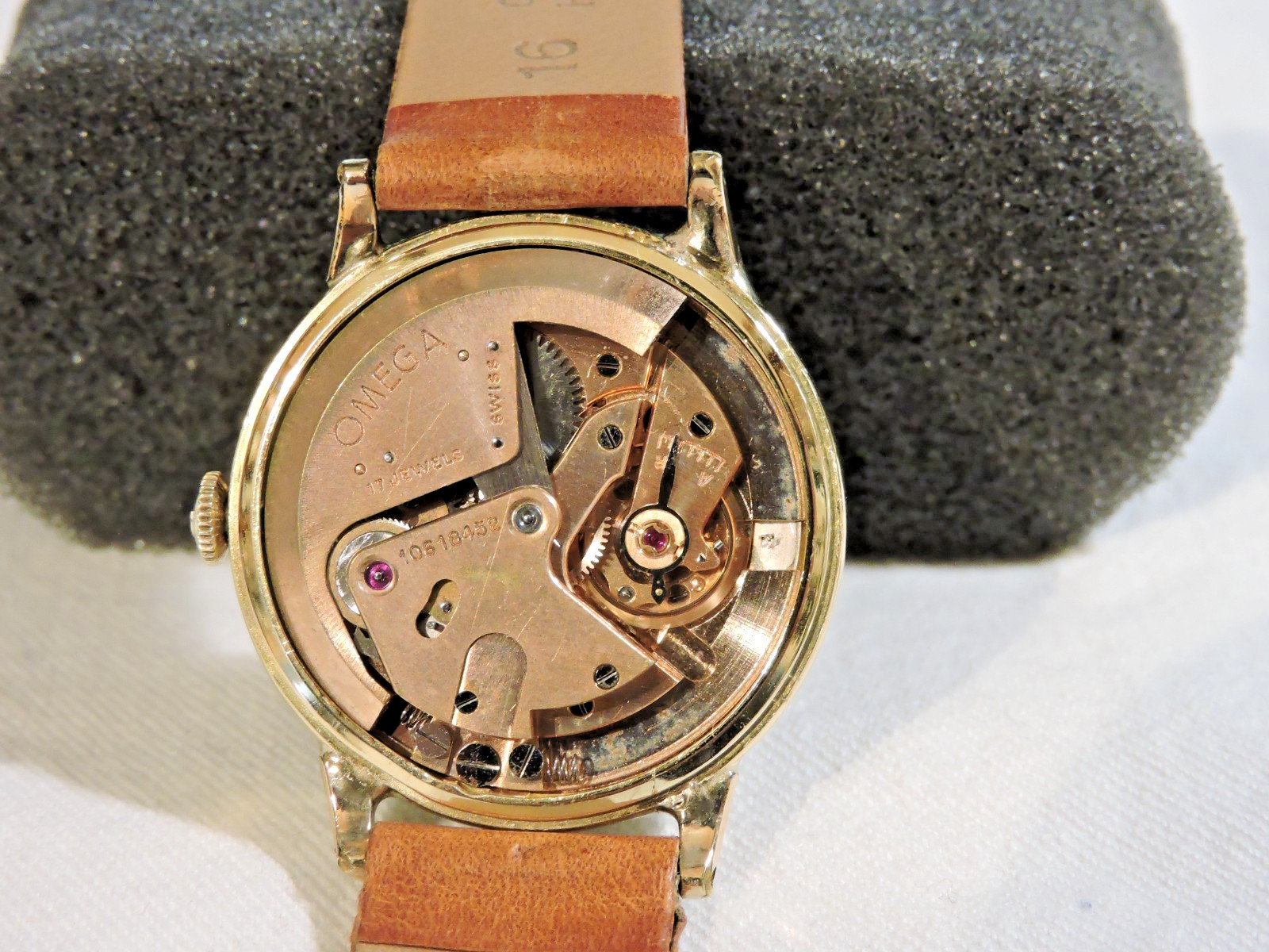 18K SOLID Gold Omega Automatic Bumper Nickel Coat… - image 9