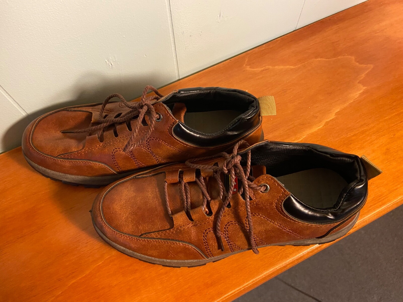 SAOLA NUOVE scarpe HTF uomo pelle marrone stringate gomma suola Oxford taglia US 8 1 2