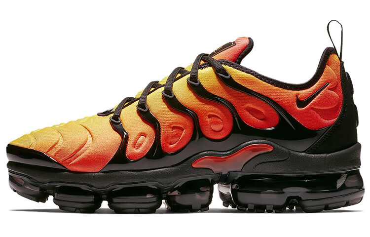 vapormax plus orange crimson