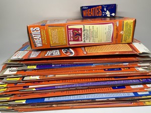 Wheaties 12 Oz. Cereal Box Wall Mountable Deluxe Display Case