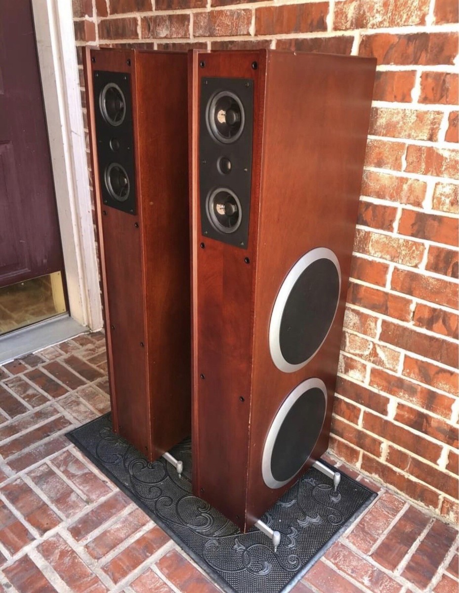 Cambridge Soundworks T300 Right and Left Speakers