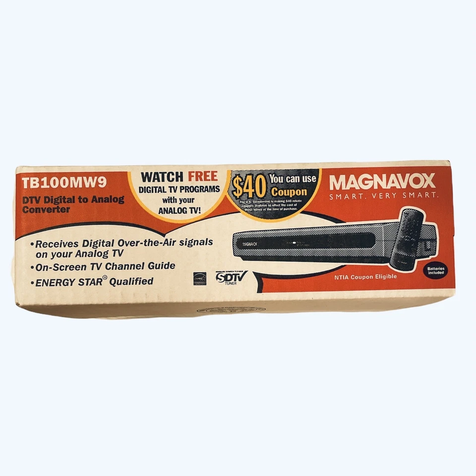 NEW Magnavox TV Convertor Box SDTV Digital to Analog TV W/Remote MODEL TB100MW9 - Image 2 of 4