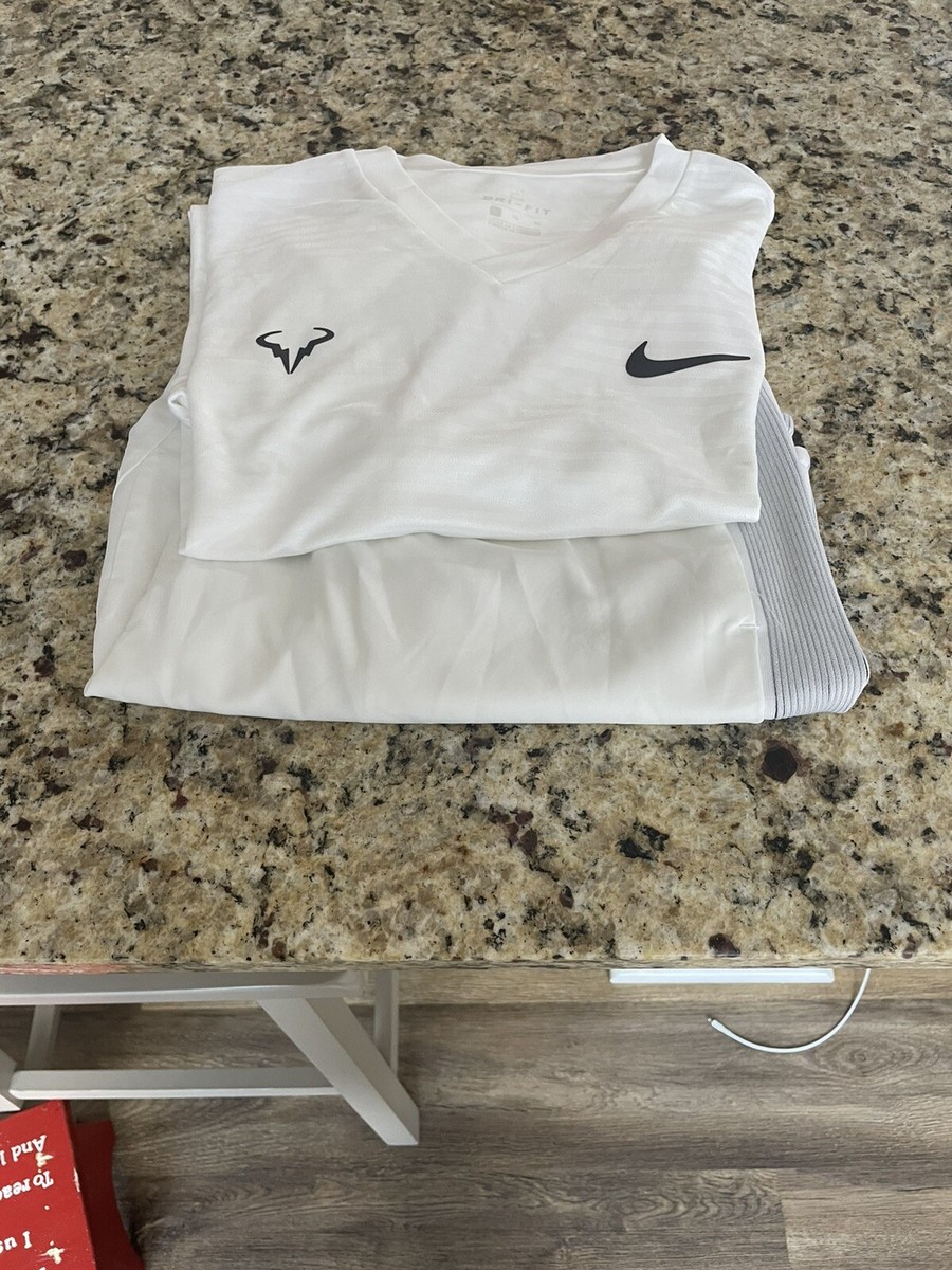 ウェア Nike Rafael Nadal Wimbledon Nike Drops Rafael Nadal's Wimbledon 2025 Kit Despite His