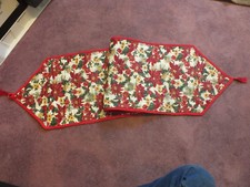 Beautiful Handmade Quilted Table Runner Christmas Poinsettas 60 x 15" Tassels