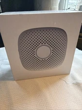 Relay Republic Wireless Screenless Phone Walkie Talkie GPS Tracker 4G LTE + WiFi