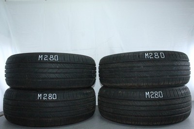 4x Neuwertige 215/55 R17 98V Sommerreifen Kumho Solus HS63 Dot2025 M280