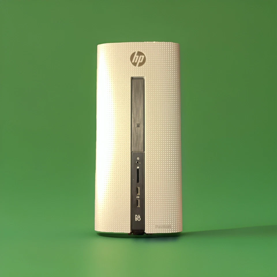 HP Pavilion Desktop Computer 550-a114 W/Monitor - 8GB DDR3/  1TB Hard Drive  - Image 2 of 4