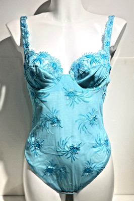 Sexy Cotton Club exklusiver Body in Hell Blau Gr. C D 75 / M Himmelblau