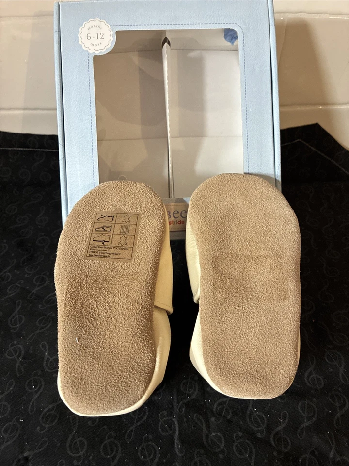 Robeez Soft Soles Hole in One Beagle (NEW) 6-12 Months - Image 4 of 4