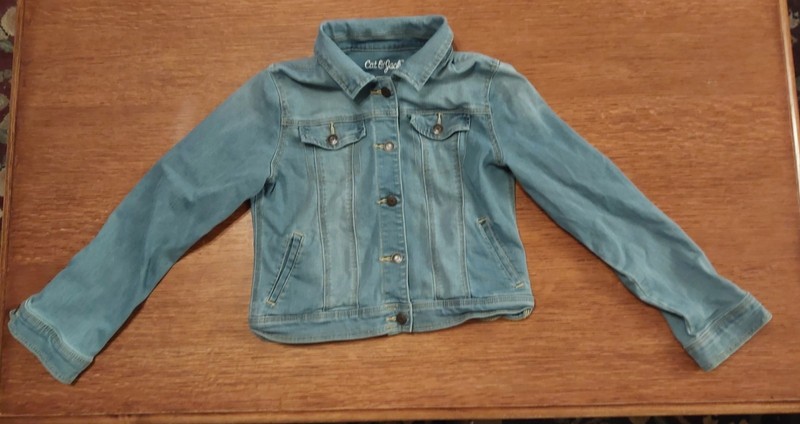 Cat & Jack Girls Blue Denim Jacket Button Front Pockets Size L (10/12)