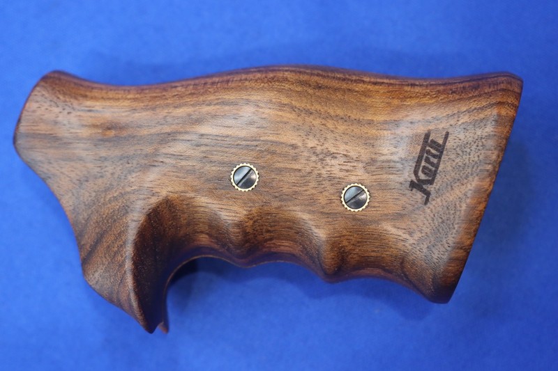 Factory KORTH Mongoose Ranger Deluxe Walnut Finger Groove Wood Revolver Grips DA