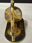 Vintage Casino Spinning Dice Desk Clock Gold Tone Working Quartz Reno Man Cave — photo 8