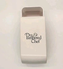 Pampered Chef Adjustable Sliding Measuring Cup 1/4 cup to 1 cup Dry Ingredients