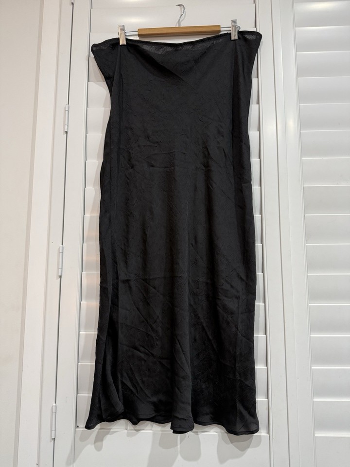 H&M Divided Black Satin Polyester Slip Midi Skirt Solid Pullover Size XL