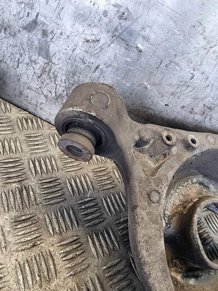 FORD GALAXY LOWER CONTROL ARM REAR LEFT CONTROL ARM 2.0L MPV 2017 - Image 4 of 4