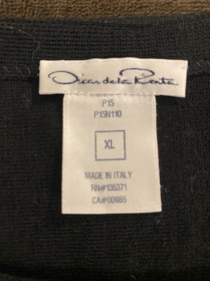 Suéter Oscar de la Renta Negro Con Bordado Blanco Talla XL Foto 2 de 4