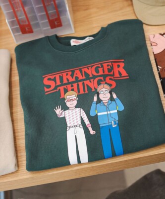 ASK availability First) BEAMS Stranger Things / Elemax Crewneck