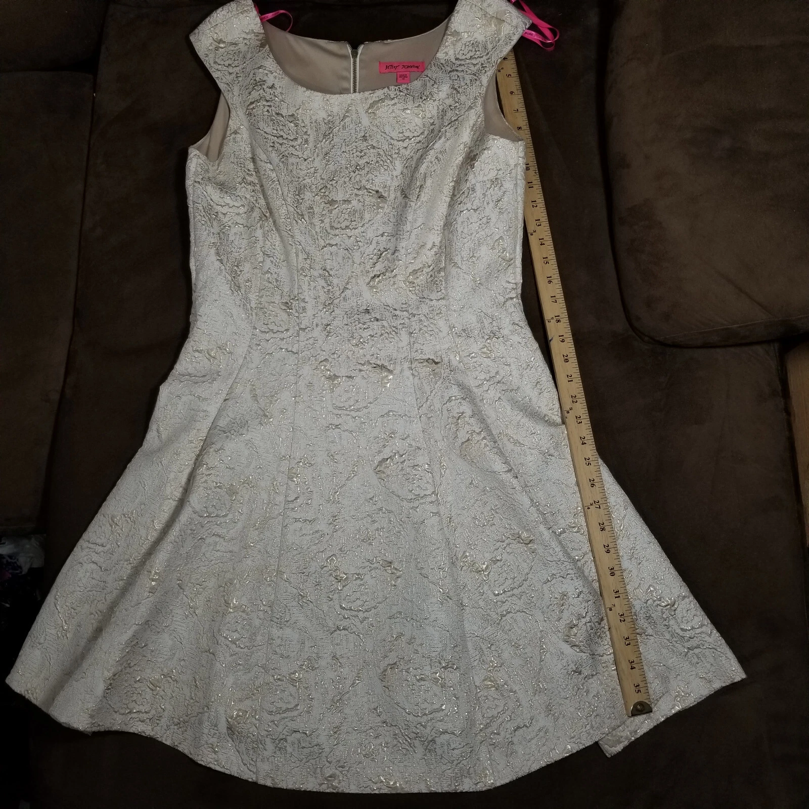 OFF WHITE ABITO BETSY JOHNSON TESTURIZZATO ORO METALLIZZATO SU BIANCO SENZA MANICHE CORTO taglia 10