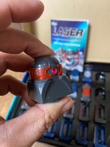 Thinkfun Laser Chess The Beam Directing Strategy Game 2 Player. Complete / Works - Afbeelding 6 van 8