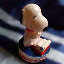 Good condition Snoopy & Woodstock typewriter Soft vinyl piggy bank SNOOPY thumbnail