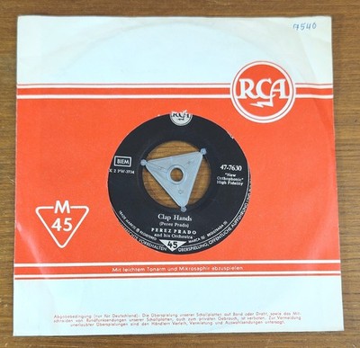 PEREZ PRADO ''Clap Hands / Divina'' german EX 1950s RCA 47-7630 Easy LATIN POP 45