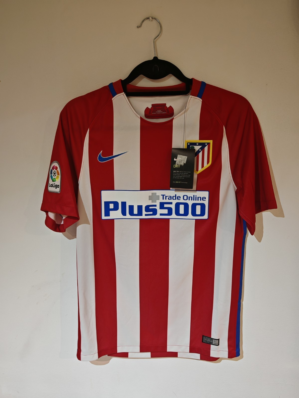 Atletico Madrid Home football shirt 2016 Football Nike Jersey Size S