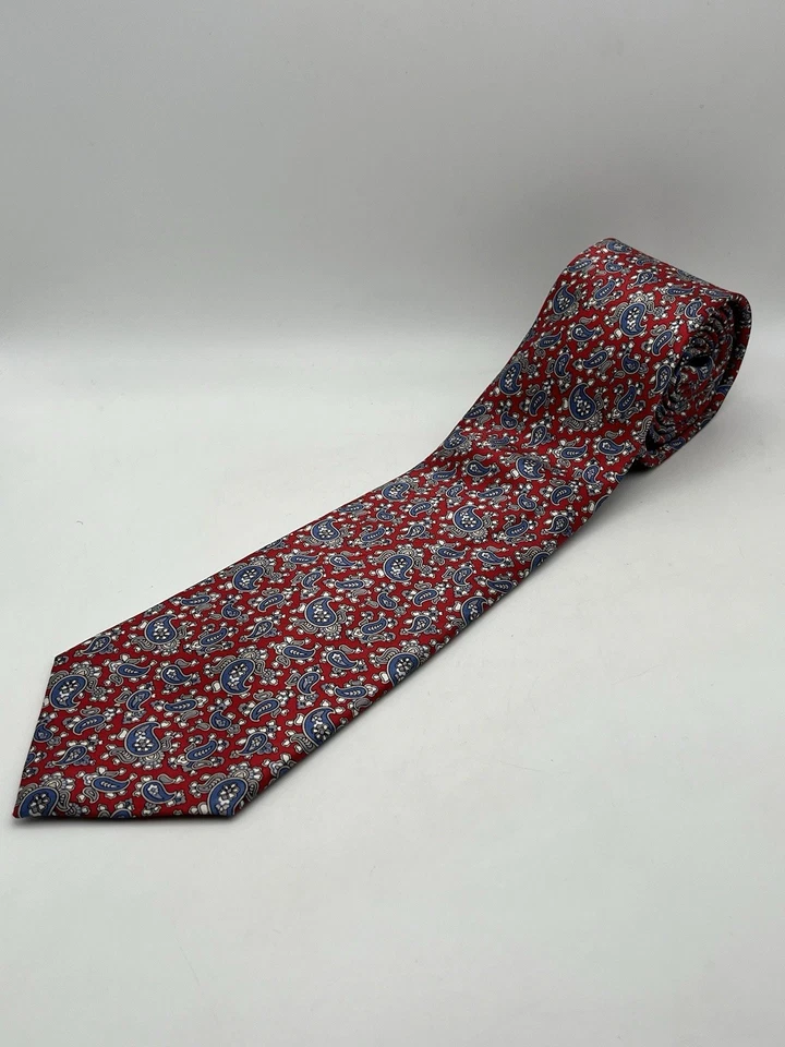 Corbata Christian Dior Seda Rojo Azul Paisley Hecha en EE. UU. Tela Italia Usada Foto 4 de 4