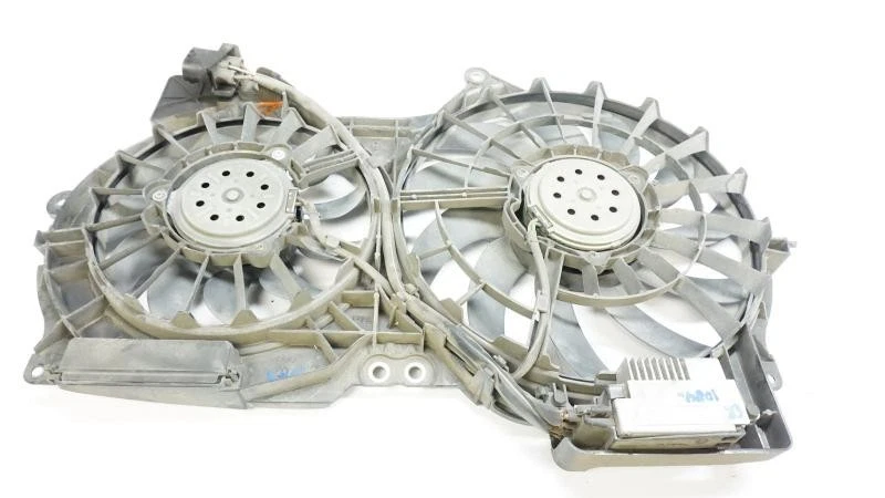 2005-2011 Audi A6 Radiator Cooling Fan Motor Assembly 3.2L OEM Foto 2 de 4