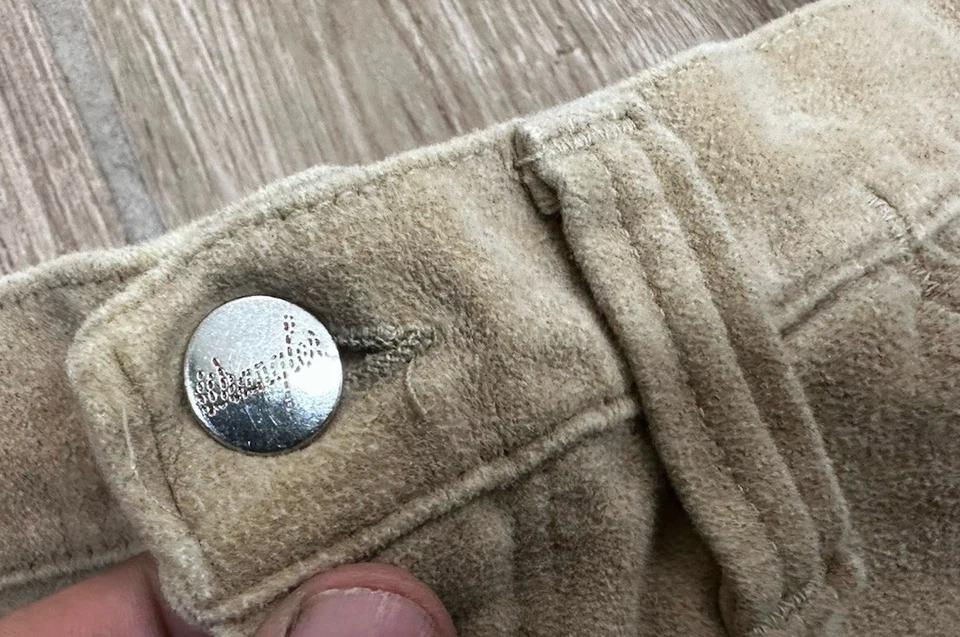 Pantalones de gamuza sintética Wrangler vintage años 70 corte bota vaquero acampanado talla 30x34 hechos en EE. UU. Foto 4 de 4