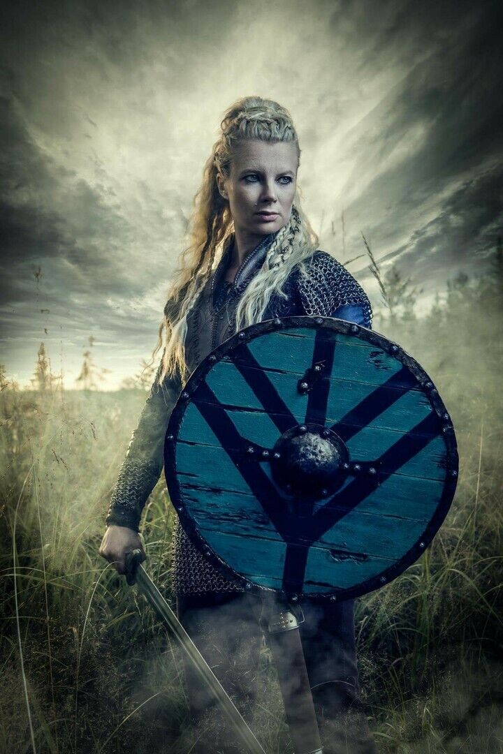 Vikings : Lagherta the shield maiden by fredrickruntu on DeviantArt