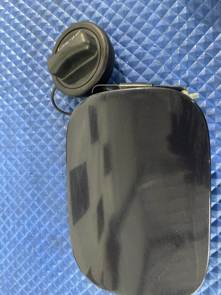 Puerta del tanque de gasolina Mercedes Benz azul (C359) 01-07 probado por fabricante original Foto 3 de 4