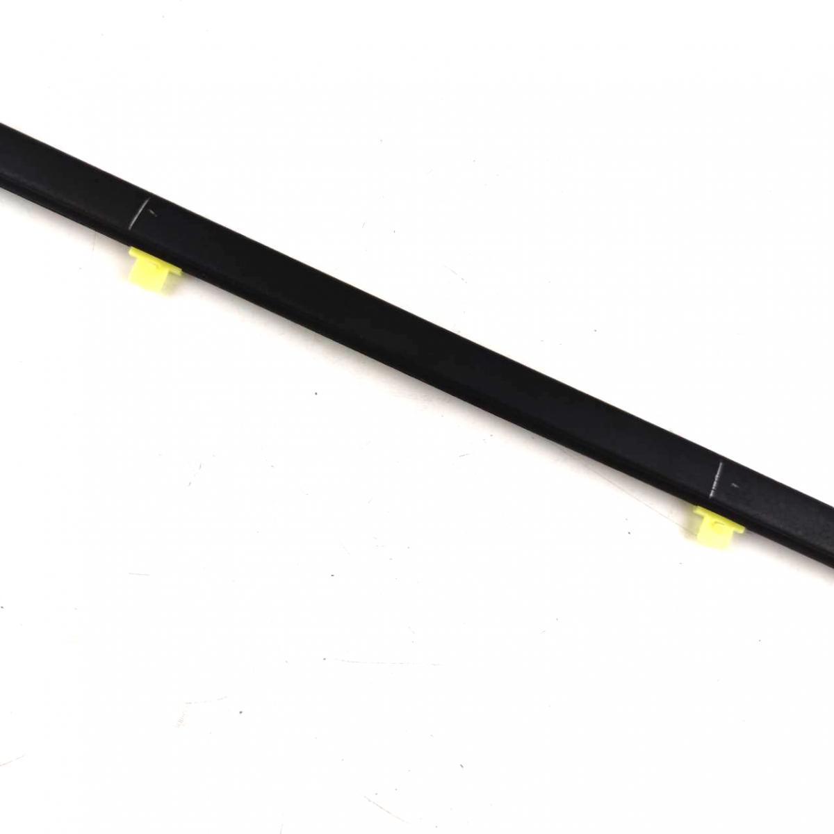 Weatherstrip Door Belt Out Pair Fits Toyota Hilux LN85 LN90 2D Pickup 1989-95