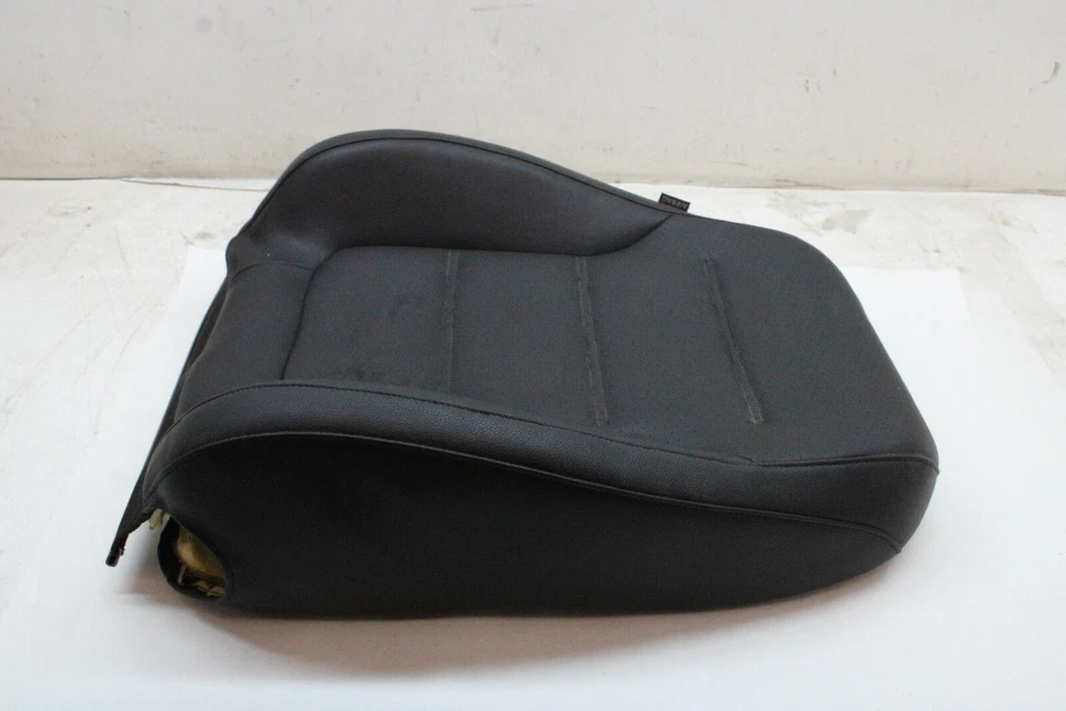 VW JETTA 2013 delantero derecho cuero negro asiento superior cojín OEM 13 14 15 16 17 18 Foto 3 de 4