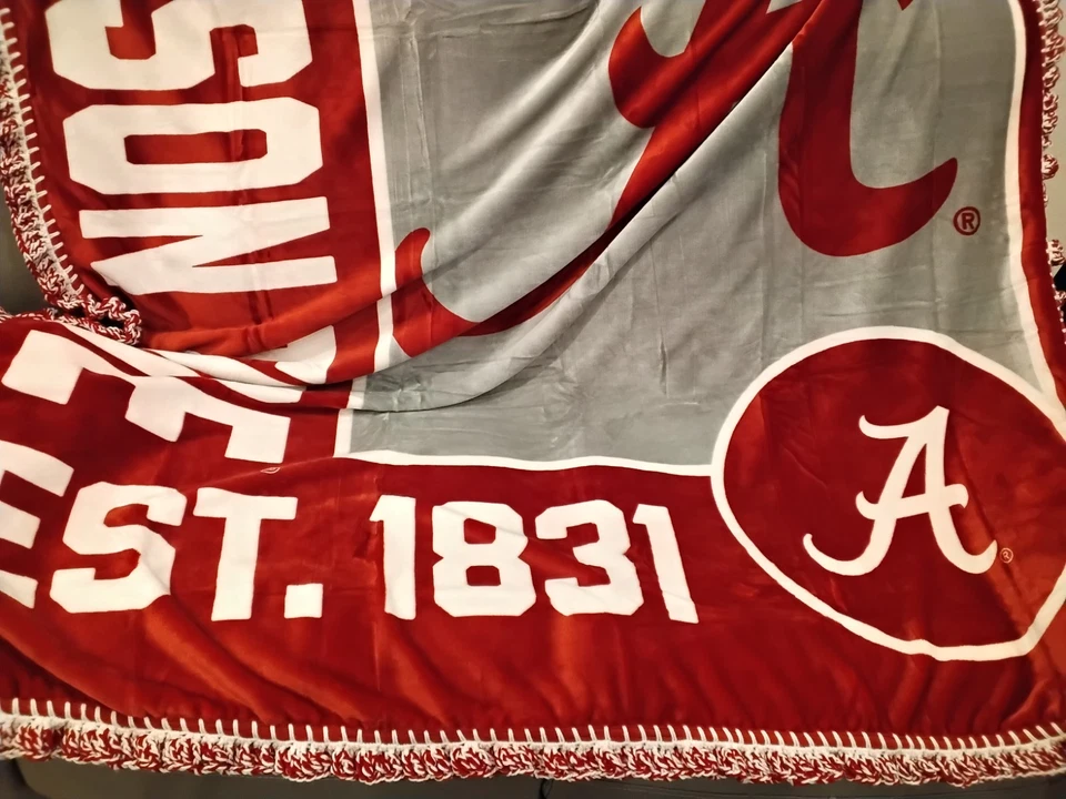 Alabama Crimson Tide Gran Tamaño Reversible Súper Peluche Manta Súper Volantes Foto 4 de 4