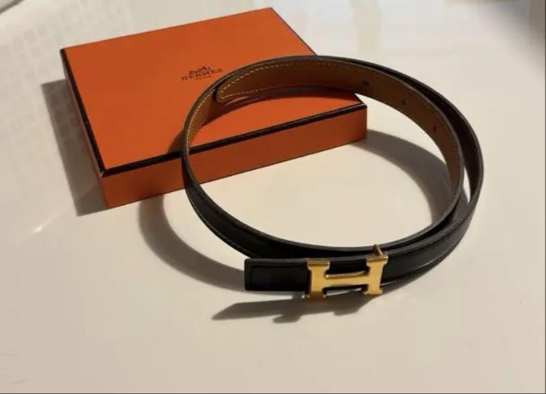 HERMES Reversible Leather Belt Buckle with Drawstring Bag  