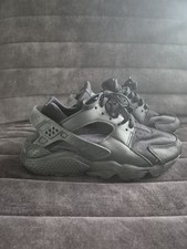 Nike Black Huraches Size 3