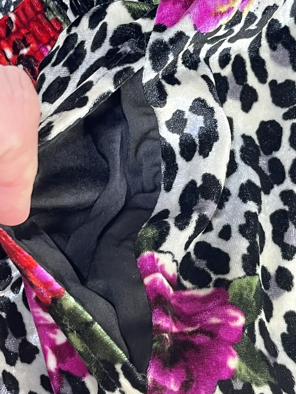 Sofia Intimates By Sofia Vergara Leopard Floral V… - image 10