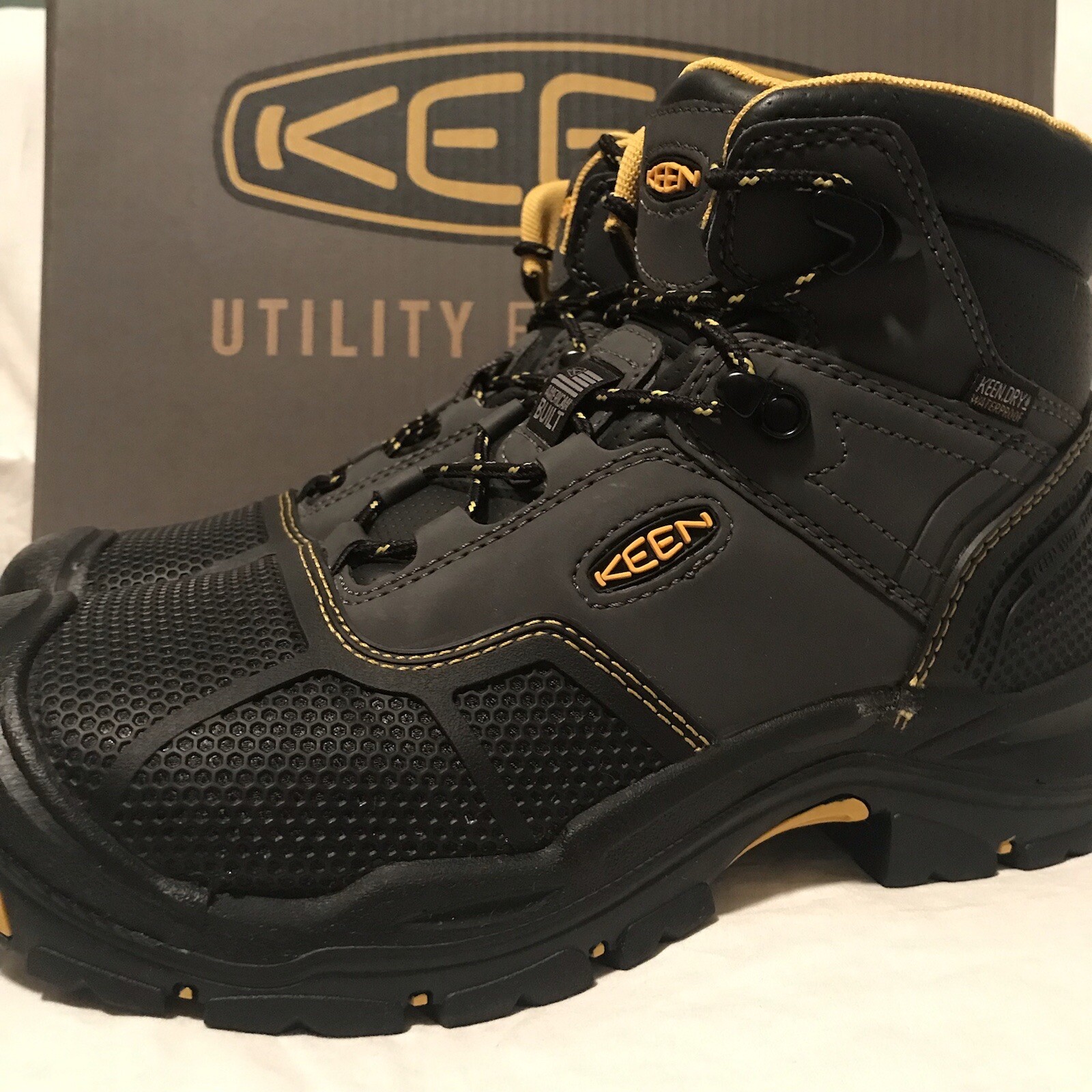 Stivali NUOVI KEEN UTILITY Uomo Taglia 8 LARGHI Logandale Impermeabili Punta Acciaio 1017828