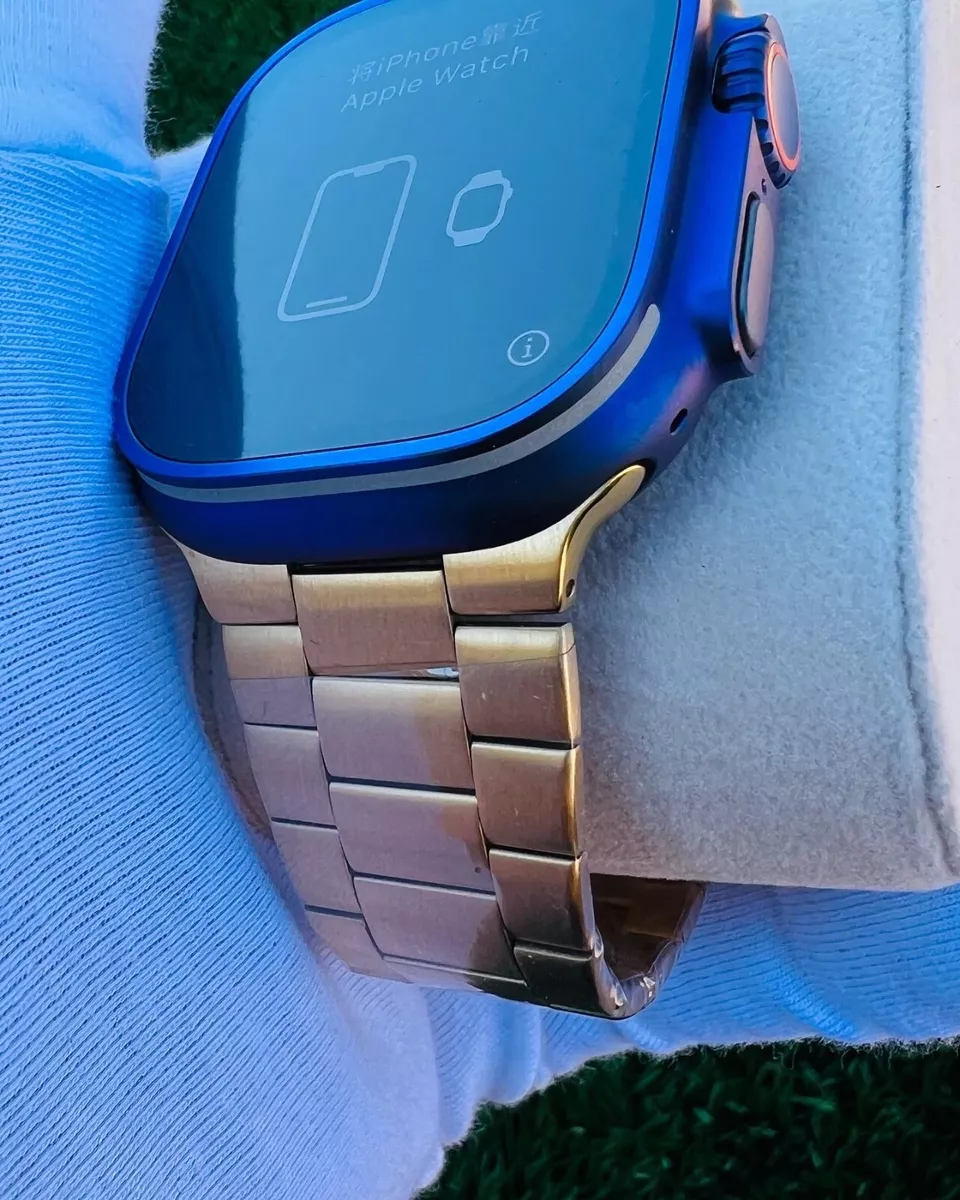 Apple Watch Ultra Gold