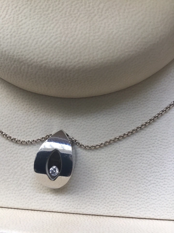 Collar Colgante Chopard Happy Dimond Oro Blanco 18k. Hecho en Suiza Foto 3 de 4