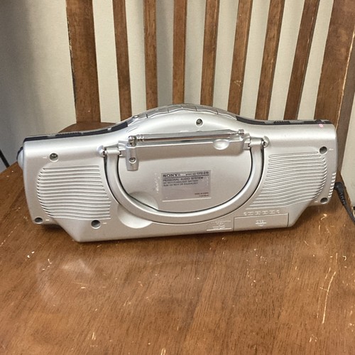 SONY Portable Audio AM FM CD Player (CFD-E10) Stereo Mega Bass Boombox With Cord - Picture 9 of 13