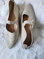 Women’s Knit Mary Jane Flats in Cream US 11